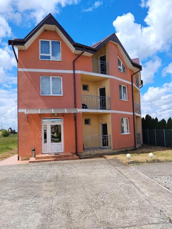 Hotel Doina 1 - hotel în Tășnad