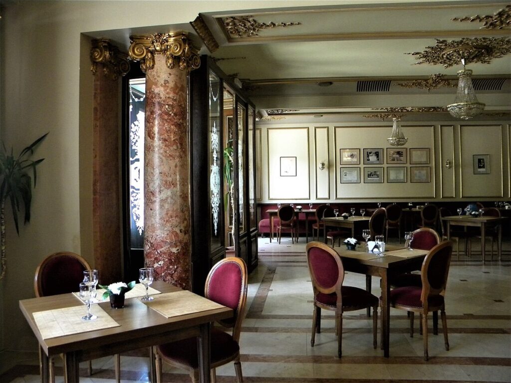 Restaurant Demo - restaurant în Tășnad