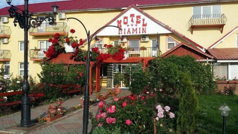 Motel Biamin - hotel în Tășnad